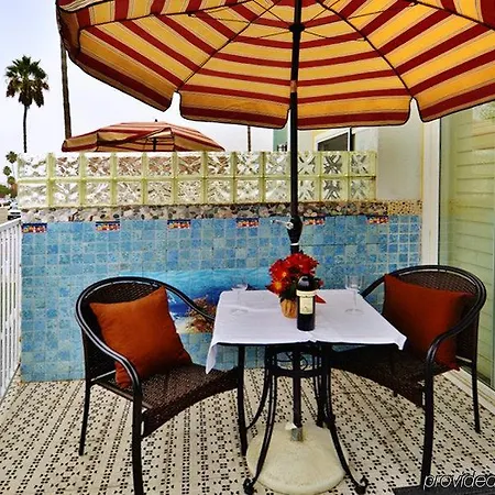 Little Inn By The Bay Newport Beach Hotel 